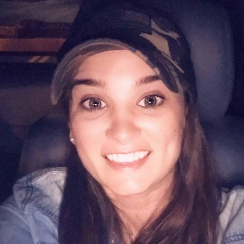 Meet your Posher, Victoria